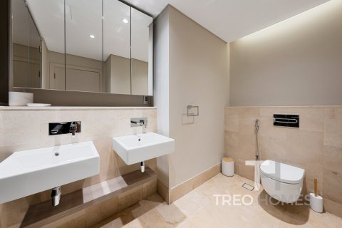 Снять в аренду квартиру в Пальме Джумейре, Дубай: 2 спальни, 124м², № 13576 - фото 12