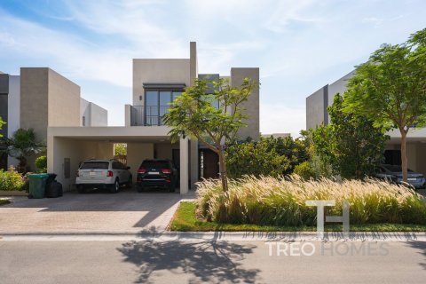 Villa in Dubai South (Dubai World Central), Dubai 3 bedrooms, 441 sq.m. № 13585 - photo 3