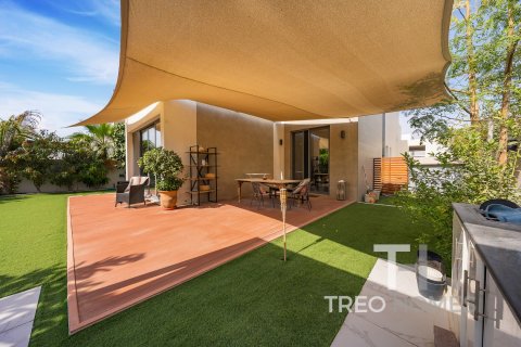 Villa in Dubai South (Dubai World Central), Dubai 3 bedrooms, 441 sq.m. № 13585 - photo 30