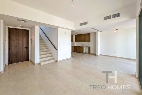 Townhouse in Town Square, Dubai 4 bedrooms, 379 sq.m. № 13577 - photo 4
