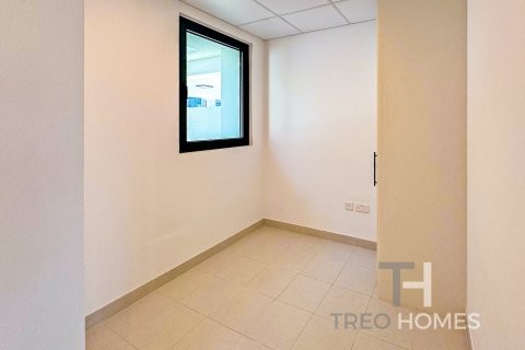 Townhouse in Town Square, Dubai 4 bedrooms, 379 sq.m. № 13577 - photo 16