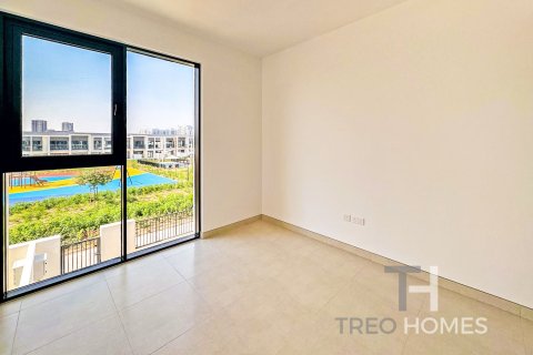 Townhouse in Town Square, Dubai 4 bedrooms, 379 sq.m. № 13577 - photo 11