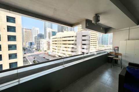 Apartment in The Waves, Dubai Marina, Dubai 1 bedroom, 90 sq.m. № 110289 - photo 4