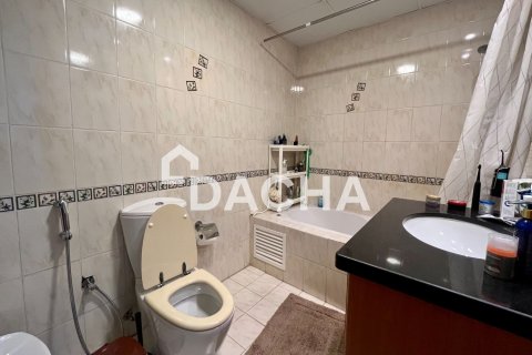 Apartment in The Waves, Dubai Marina, Dubai 1 bedroom, 90 sq.m. № 110289 - photo 5