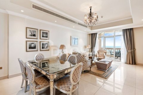 Appartement à The Crescent, Palm Jumeirah, Dubai, 2 chambres, 164 m², № 110287