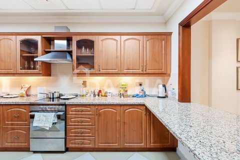 Appartement à The Crescent, Palm Jumeirah, Dubai, 2 chambres, 164 m², № 110287 - photo 13