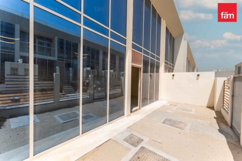 Adosado en Dubai, 3 dormitorios, 105.7 m², № 53081 - foto 16