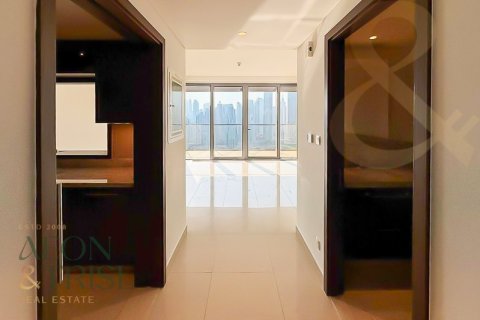Apartment in BOULEVARD POINT in Downtown Dubai (Downtown Burj Dubai), Dubai 3 bedrooms, 170 sq.m. № 62623 - photo 2