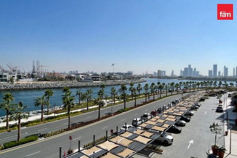 Apartment in Dubai 2 bedrooms, 111.9 sq.m. № 16640 - photo 14