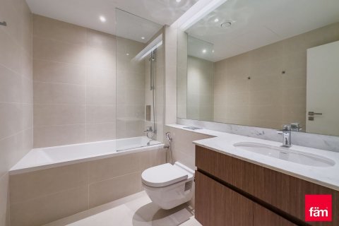 Apartment in Dubai 2 bedrooms, 111.9 sq.m. № 16640 - photo 12