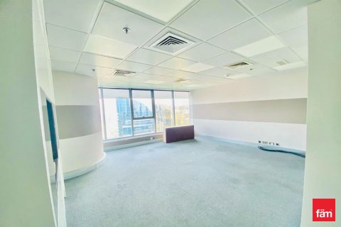 Bureau à Dubai, 88.7 m², № 41685 - photo 11
