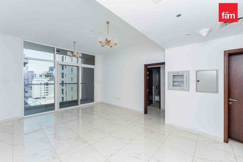 Apartamento en Al Satwa, Dubai, 1 dormitorio, 72.8 m², № 41681 - foto 1