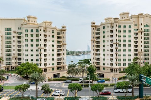 شقة في Shoreline Apartments, نخلة جميرا, دبي 3 غرف نوم, 206 م² رقم 110328 - صورة 2