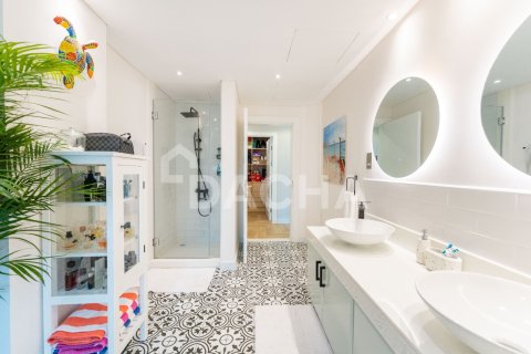 شقة في Shoreline Apartments, نخلة جميرا, دبي 3 غرف نوم, 206 م² رقم 110328 - صورة 12