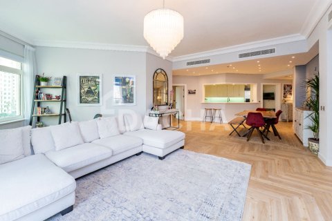 شقة في Shoreline Apartments, نخلة جميرا, دبي 3 غرف نوم, 206 م² رقم 110328