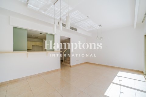 Townhouse in Hillside at Jumeirah Golf Estates, Jumeirah Golf Estates, Dubai 2 bedrooms, 134.39905398 sq.m. № 101291 - photo 16