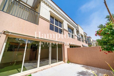 Townhouse in Hillside at Jumeirah Golf Estates, Jumeirah Golf Estates, Dubai 2 bedrooms, 134.39905398 sq.m. № 101291 - photo 9