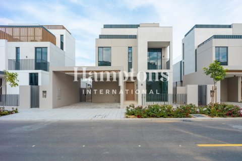 Villa in Arabian Ranches 3, Dubai 4 bedrooms, 447.97826600 sq.m. № 101290 - photo 22