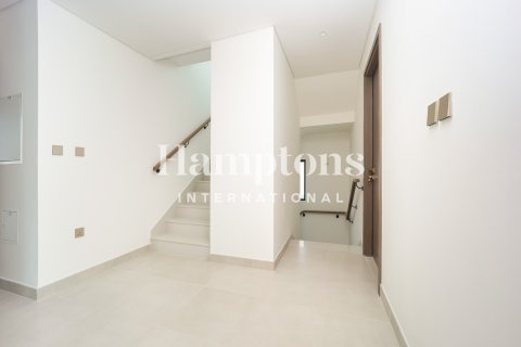 Villa in Arabian Ranches 3, Dubai 4 bedrooms, 447.97826600 sq.m. № 101290 - photo 2
