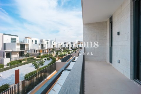 Villa in Arabian Ranches 3, Dubai 4 bedrooms, 447.97826600 sq.m. № 101290 - photo 14