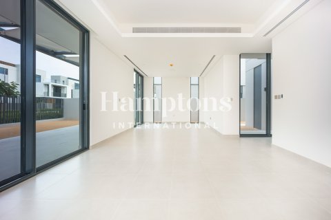 Villa in Arabian Ranches 3, Dubai 4 bedrooms, 447.97826600 sq.m. № 101290 - photo 18