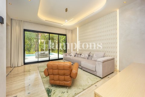 Villa in Meadows 1, Meadows, Dubai 4 bedrooms, 371.61200000 sq.m. № 101279 - photo 6