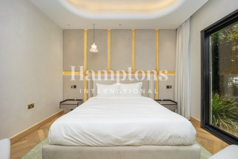 Villa in Meadows 1, Meadows, Dubai 4 bedrooms, 371.61200000 sq.m. № 101279 - photo 4