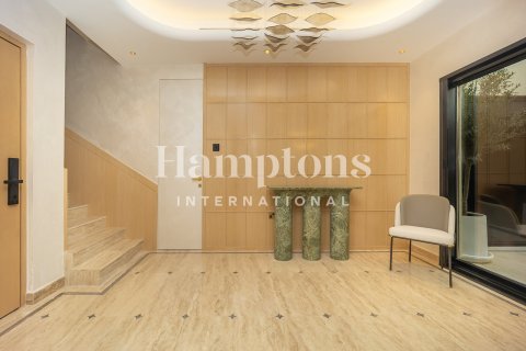 Villa in Meadows 1, Meadows, Dubai 4 bedrooms, 371.61200000 sq.m. № 101279 - photo 21