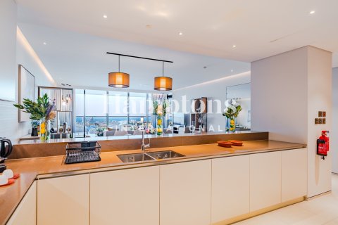 Apartment in Jumeirah Beach Residence, Dubai 4 bedrooms, 335.31015275 sq.m. № 101282 - photo 3