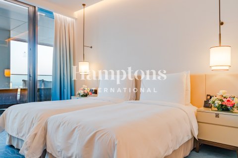 Apartment in Jumeirah Beach Residence, Dubai 4 bedrooms, 335.31015275 sq.m. № 101282 - photo 10