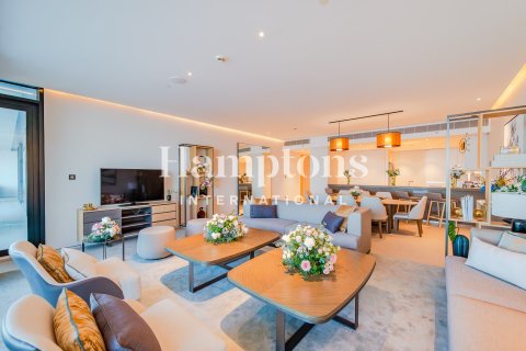 Apartment in Jumeirah Beach Residence, Dubai 4 bedrooms, 335.31015275 sq.m. № 101282 - photo 7