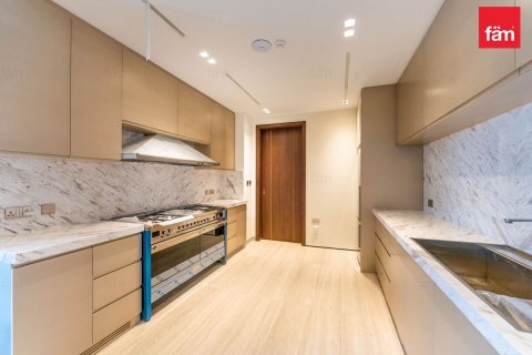 Villa en Palm Jumeirah, Dubai, 6 dormitorios, 1358.1 m², № 23903 - foto 6
