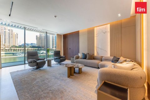 Villa en Palm Jumeirah, Dubai, 6 dormitorios, 1358.1 m², № 23903 - foto 4