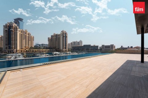 Villa en Palm Jumeirah, Dubai, 6 dormitorios, 1358.1 m², № 23903 - foto 28