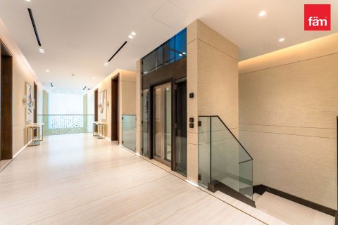 Villa en Palm Jumeirah, Dubai, 6 dormitorios, 1358.1 m², № 23903 - foto 9