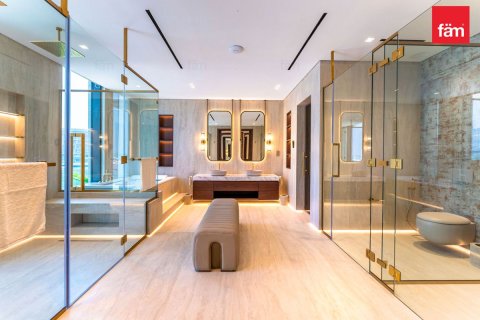 Villa en Palm Jumeirah, Dubai, 6 dormitorios, 1358.1 m², № 23903 - foto 22