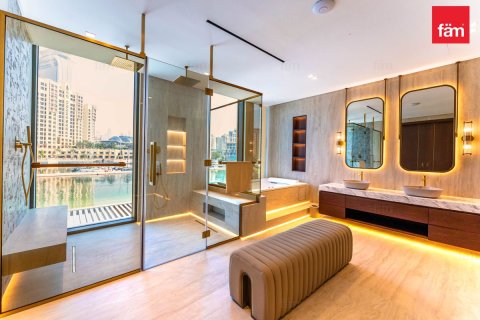 Villa en Palm Jumeirah, Dubai, 6 dormitorios, 1358.1 m², № 23903 - foto 23