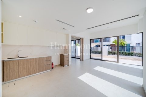 Townhouse in Al Manara, Jumeirah Village Triangle, Dubai 4 bedrooms, 257.51968376 sq.m. № 95392 - photo 2