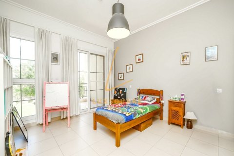 Villa en Jumeirah Golf Estates, Dubai, 5 dormitorios, 903 m², № 78191 - foto 10