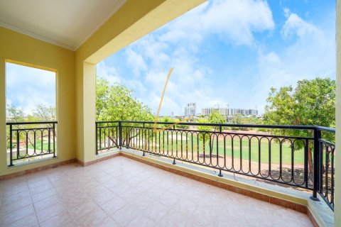 Villa en Jumeirah Golf Estates, Dubai, 5 dormitorios, 903 m², № 78191 - foto 17