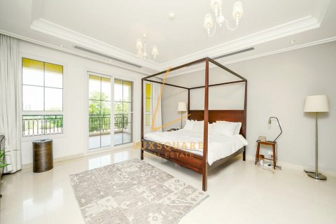 Villa en Jumeirah Golf Estates, Dubai, 5 dormitorios, 903 m², № 78191 - foto 13