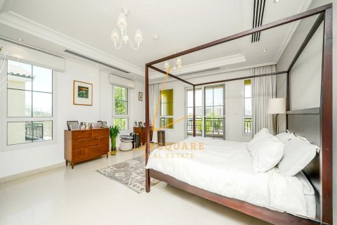 Villa en Jumeirah Golf Estates, Dubai, 5 dormitorios, 903 m², № 78191 - foto 14