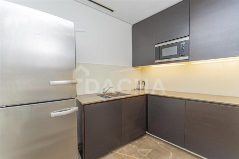 Oficina en Downtown Dubai (Downtown Burj Dubai), Dubai, 1 habitación, 583.9 m², № 3582 - foto 4