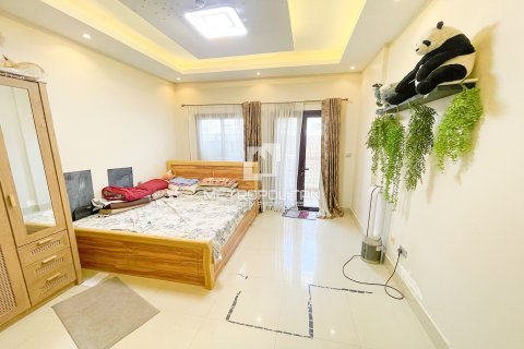 Apartment in Jumeirah Village Circle, Dubai 2 bedrooms, 138 sq.m. № 16040 - photo 3