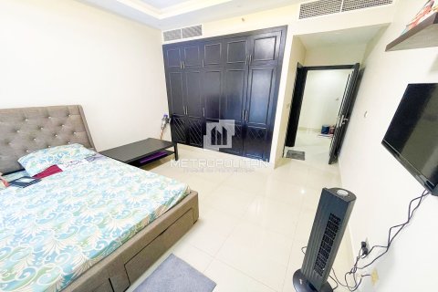 Apartment in Jumeirah Village Circle, Dubai 2 bedrooms, 138 sq.m. № 16040 - photo 4