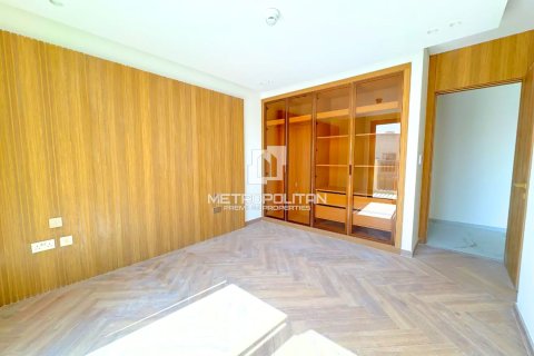 Adosado en Jumeirah Golf Estates, Dubai, 3 dormitorios, 140 m², № 16041 - foto 7