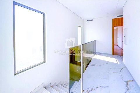 Adosado en Jumeirah Golf Estates, Dubai, 3 dormitorios, 140 m², № 16041 - foto 3