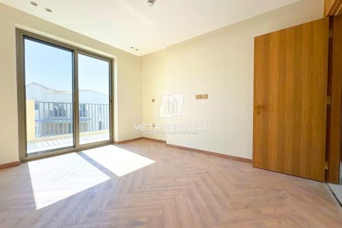 Adosado en Jumeirah Golf Estates, Dubai, 3 dormitorios, 140 m², № 16041 - foto 1