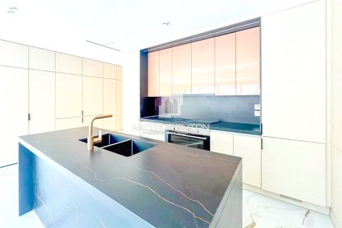 Adosado en Jumeirah Golf Estates, Dubai, 3 dormitorios, 140 m², № 16041 - foto 2