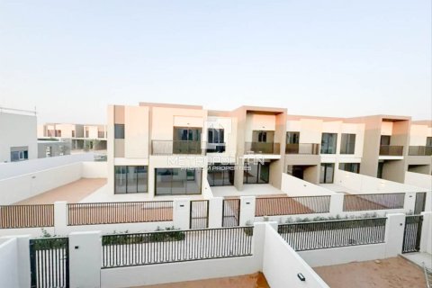 Townhouse in Villanova, Dubai Land, Dubai 4 bedrooms, 216 sq.m. № 16042 - photo 3